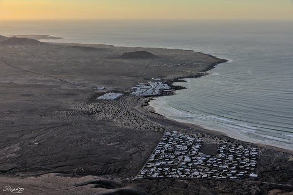 Coucher de soleil sur Famara vu  Mirador de la Ermita de las Nieves