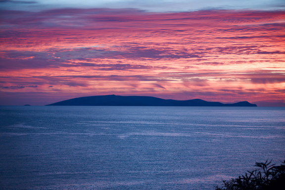 Lever de soleil sur l'ile d'Ia face à Agia Pelagia